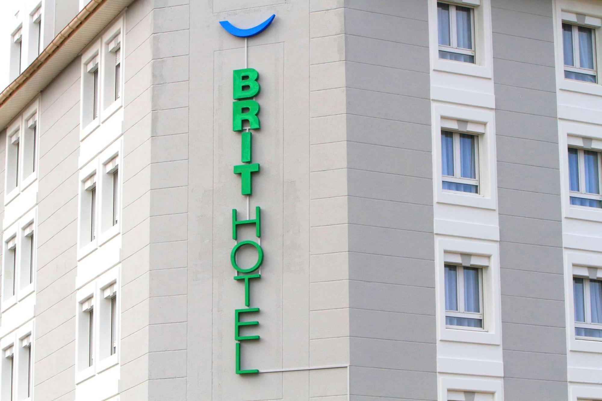 Brit Hotel Calais Buitenkant foto