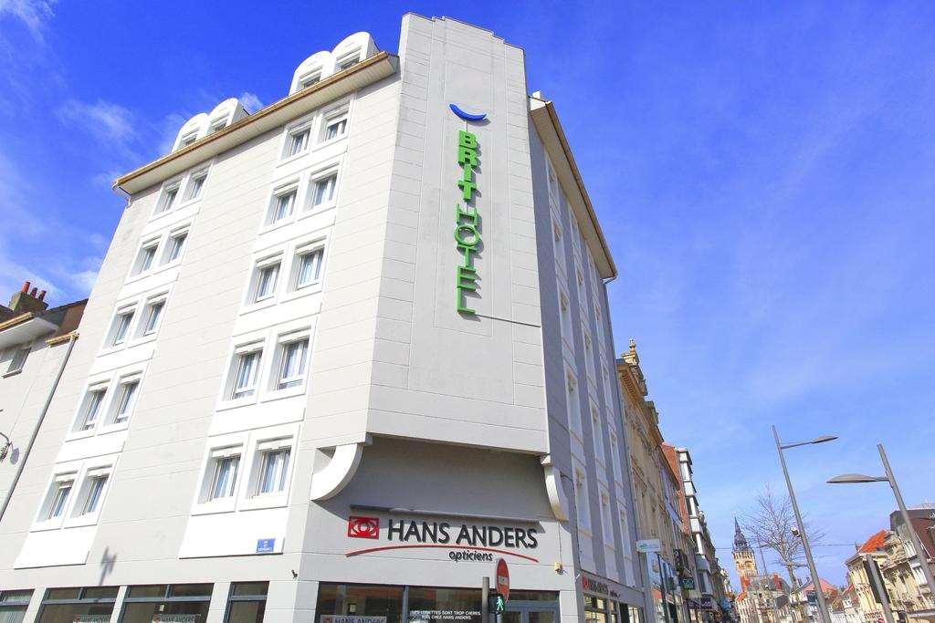 Brit Hotel Calais Buitenkant foto